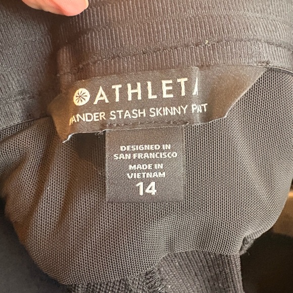 Athleta Black Wander Stash Skinny Pants - Picture 7 of 9